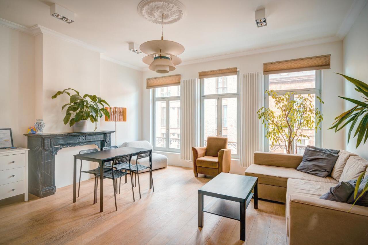 The Bright Stone Lodge. Heart Of אנטוורפן מראה חיצוני תמונה